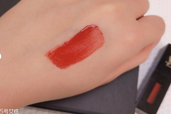 加湿器可以开一晚上吗(加湿器可以开一晚上吗,会烧干吗)