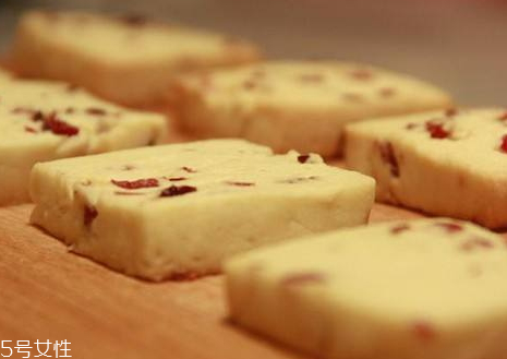 蔓越莓饼干做法及配方,蔓越莓饼干怎么做