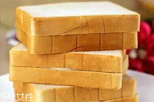 吐司面包可以放几天,面包店买的吐司面包能放几天