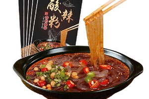 酸辣粉怎么泡才好吃步骤,酸辣粉要怎么泡