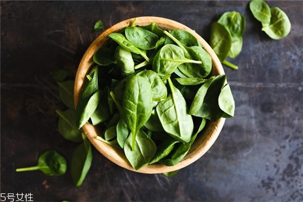 煮绿叶菜不要盖盖子,绿叶菜不放盐做好能过夜么 煮绿叶菜不要盖盖子,绿叶菜不放盐做好能过夜么