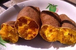 微波炉烤红薯用放盘子吗,微波炉烤红薯用什么盘