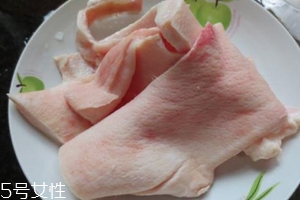 三高能吃猪皮吗,三高人能吃猪皮吗 三高能吃猪皮吗,三高人能吃猪皮吗