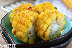 烤箱烤玉米会不会爆炸,烤箱能烤玉米么 烤箱烤玉米会不会爆炸,烤箱能烤玉米么