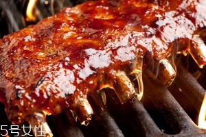 烤箱烤排骨的温度时间窍门,烤箱烤排骨的温度时间,功能选哪个