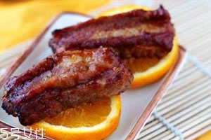 烤箱烤排骨没有锡纸可以烤吗,锡纸排骨 不用烤箱