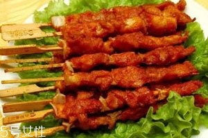 烤箱烤骨肉相连需要多长时间,烤箱骨肉相连烤几分钟