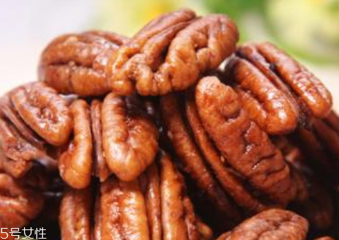 烤箱烤核桃仁做法,烤箱烤核桃仁怎么烤窍门