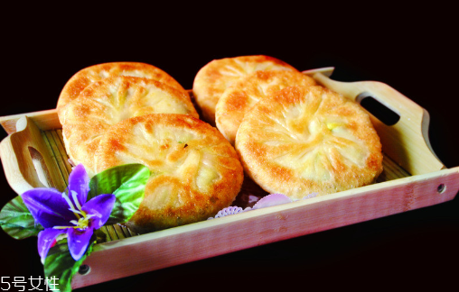 烙馅饼用什么面粉最好,烙饼子用什么面粉 烙馅饼用什么面粉最好,烙饼子用什么面粉