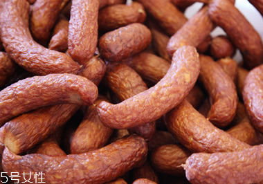 红肠的制作方法,怎样制作红肠