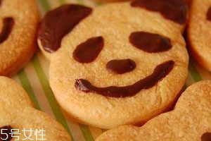 怎样做饼干简单又好吃用烤箱,烤箱烤千层饼