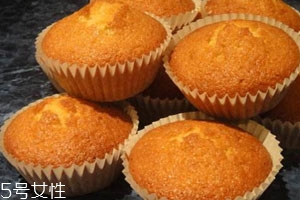 烤箱做的蛋糕为什么会塌,烤箱烤的蛋糕为什么会塌陷 烤箱做的蛋糕为什么会塌,烤箱烤的蛋糕为什么会塌陷