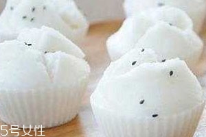 蒸出来的发糕硬了怎么处理,发糕为啥蒸出来发粘