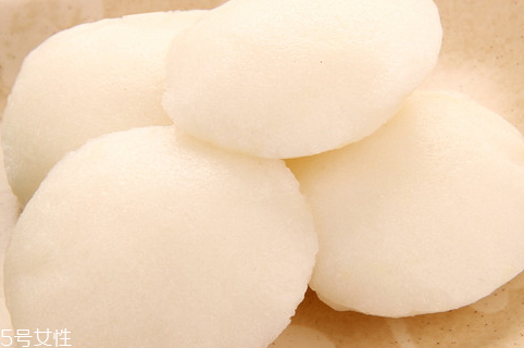 蒸出来的发糕硬了怎么处理,蒸出来的发糕表面不平