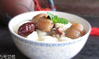 猪尾巴有什么作用是什么,猪尾巴的功效和作用禁忌 猪尾巴有什么作用是什么,猪尾巴的功效和作用禁忌