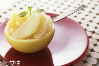 水果熟吃功效和作用,哪些水果熟吃更有营养