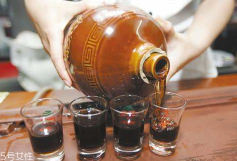 黄酒哪个牌子好喝,最好的黄酒是什么牌子 黄酒哪个牌子好喝,最好的黄酒是什么牌子