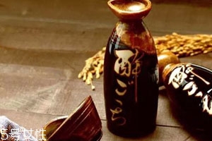 屠苏酒是在什么时候饮用的酒,屠苏酒什么时候喝