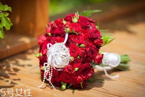 情人节玫瑰花多少钱一朵?,情人节玫瑰花多少钱一只