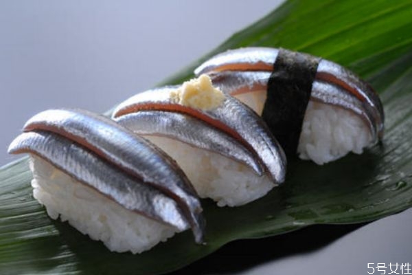 沙丁鱼怎么做不腥好吃,沙丁鱼怎么做不腥