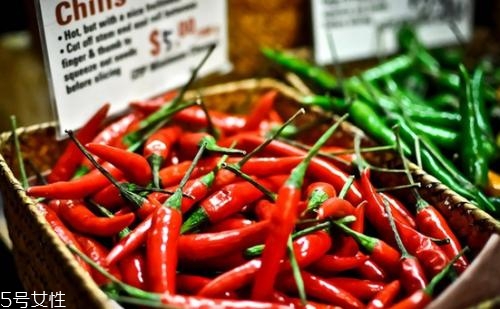 减脂餐可以放辣椒吗,经常吃辣椒可以减肥吗