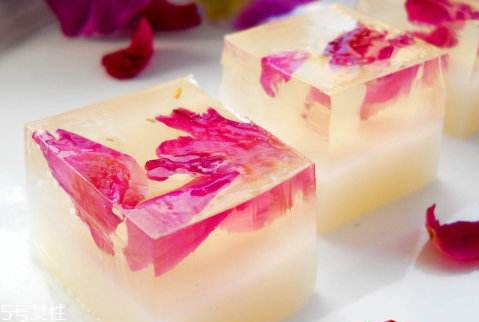 椰汁糕的做法制作步骤,椰子能做什么甜品