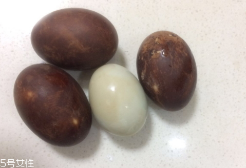 烤鸭蛋好吃吗,烤鸭蛋好吃吗 知乎