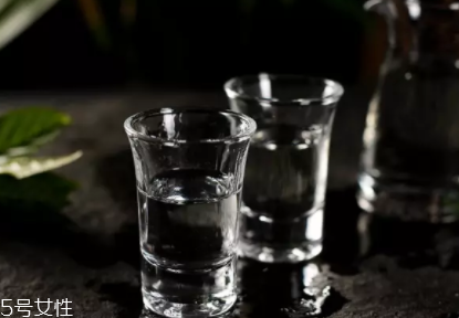 白酒的成分,白酒的化学成分构成