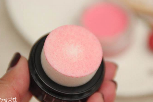 腮红使用技巧,腮红使用方法