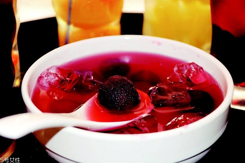 制作酸梅汤的材料,酸梅汤的做法和配方 制作酸梅汤的材料,酸梅汤的做法和配方