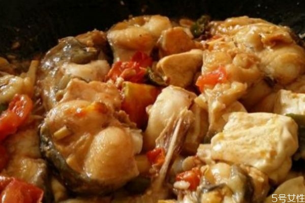 阳朔啤酒鱼最正宗的做法窍门,阳朔啤酒鱼用什么鱼做好吃