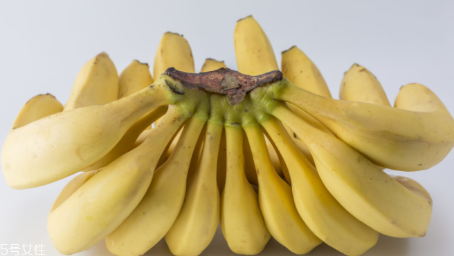 猴子为什么爱吃香蕉和桃子,猴子为什么爱吃香蕉?