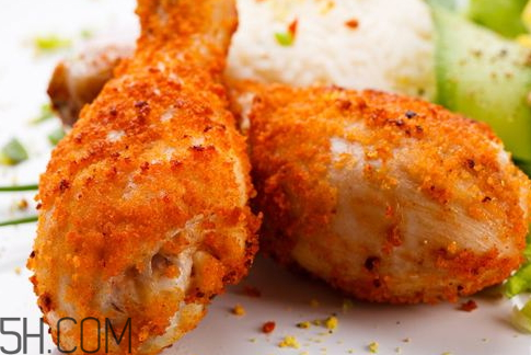 炸鸡腿没有面包糠可以用面粉代替吗,炸鸡腿可以不用面包糠吗