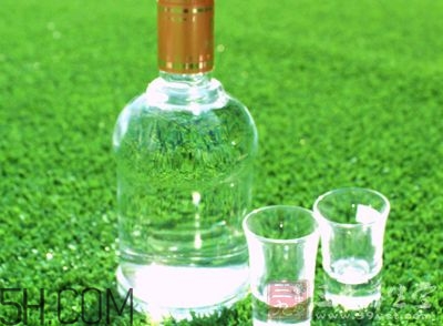 柿子不能和什么一起吃会中毒,柿子不能和什么一起吃? 柿子不能和什么一起吃会中毒,柿子不能和什么一起吃?