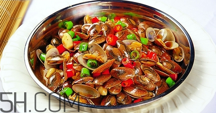 花甲伸出触角还能吃吗,花甲触须露出来不缩还能吃吗