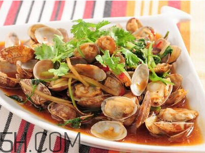 花甲的正确吃法步骤,花甲要怎么吃才对?