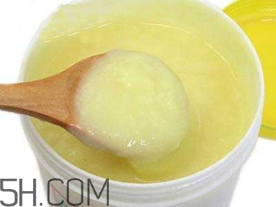 蜂王浆有什么营养,蜂王浆的营养成分表