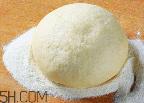 一斤发面放多少碱面,一斤发面放多少碱合适 一斤发面放多少碱面,一斤发面放多少碱合适