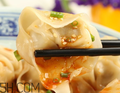 一碗馄饨的热量是多少千卡,一碗馄饨的热量是多少大卡和一碗米线热量