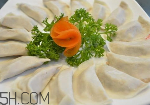一个饺子热量是多少大卡,一个饺子热量是多少卡