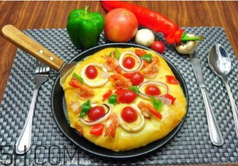 一份披萨的热量是多少大卡,一个披萨的热量是多少 一份披萨的热量是多少大卡,一个披萨的热量是多少