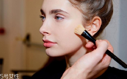 如何判断排卵期出血是否已排卵(怎样断定是排卵期出血) 如何判断排卵期出血是否已排卵(怎样断定是排卵期出血)