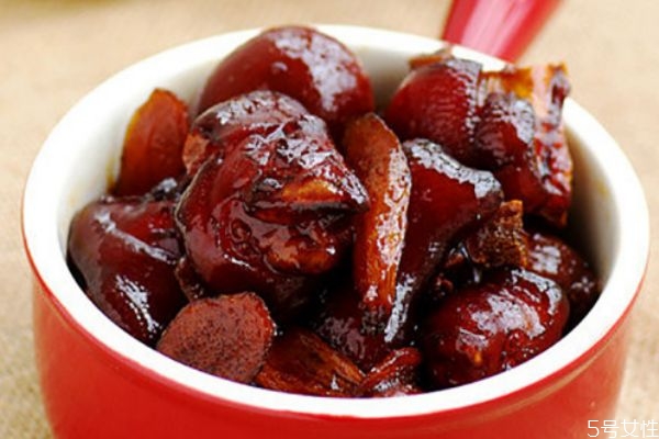 猪脚姜醋怎么做,猪脚姜醋广东正宗做法