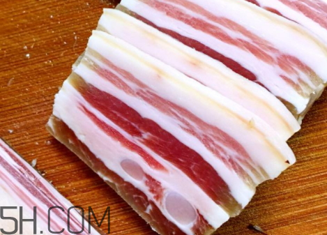 咸肉发霉了怎么办,晾晒的咸肉发霉怎么办