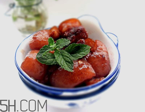 猪蹄和菠菜能一起吃吗,猪蹄和菠菜可以一起吃吗