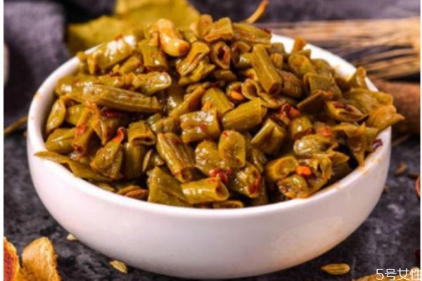 怎样腌酸豆角,正宗酸豆角的腌制方法怎么做好吃