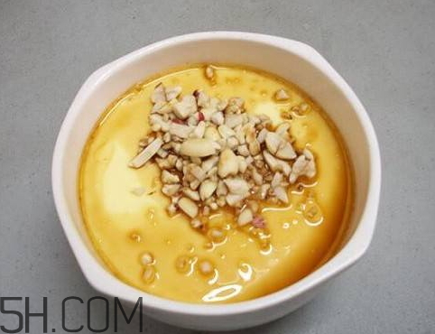 蒸鸡蛋羹为什么发黑发绿,蒸鸡蛋羹为什么发黑?