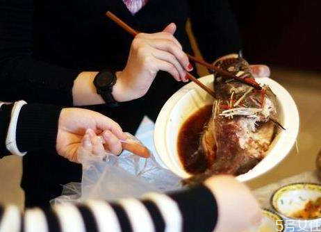 剩饭剩菜正确的处理方法(剩菜剩饭的处理方式)