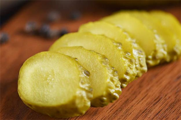 酸黄瓜能多吃吗,酸黄瓜可以直接吃吗