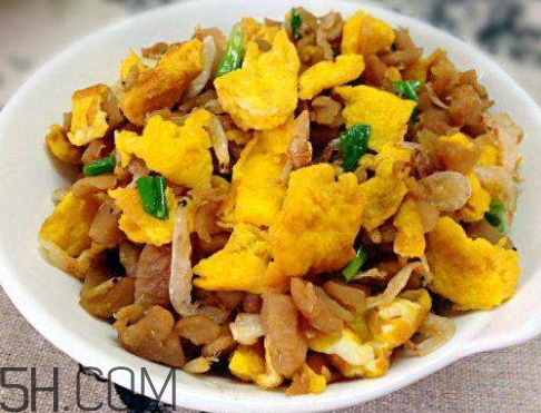 萝卜干可以炒鸡蛋吗,鸡蛋炒萝卜干可以吃吗